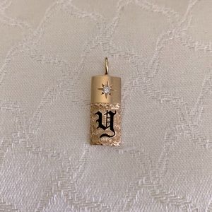 14k diamond pendant with “Y” initial
